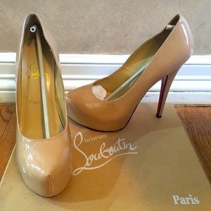 Nude CL Heels size 38